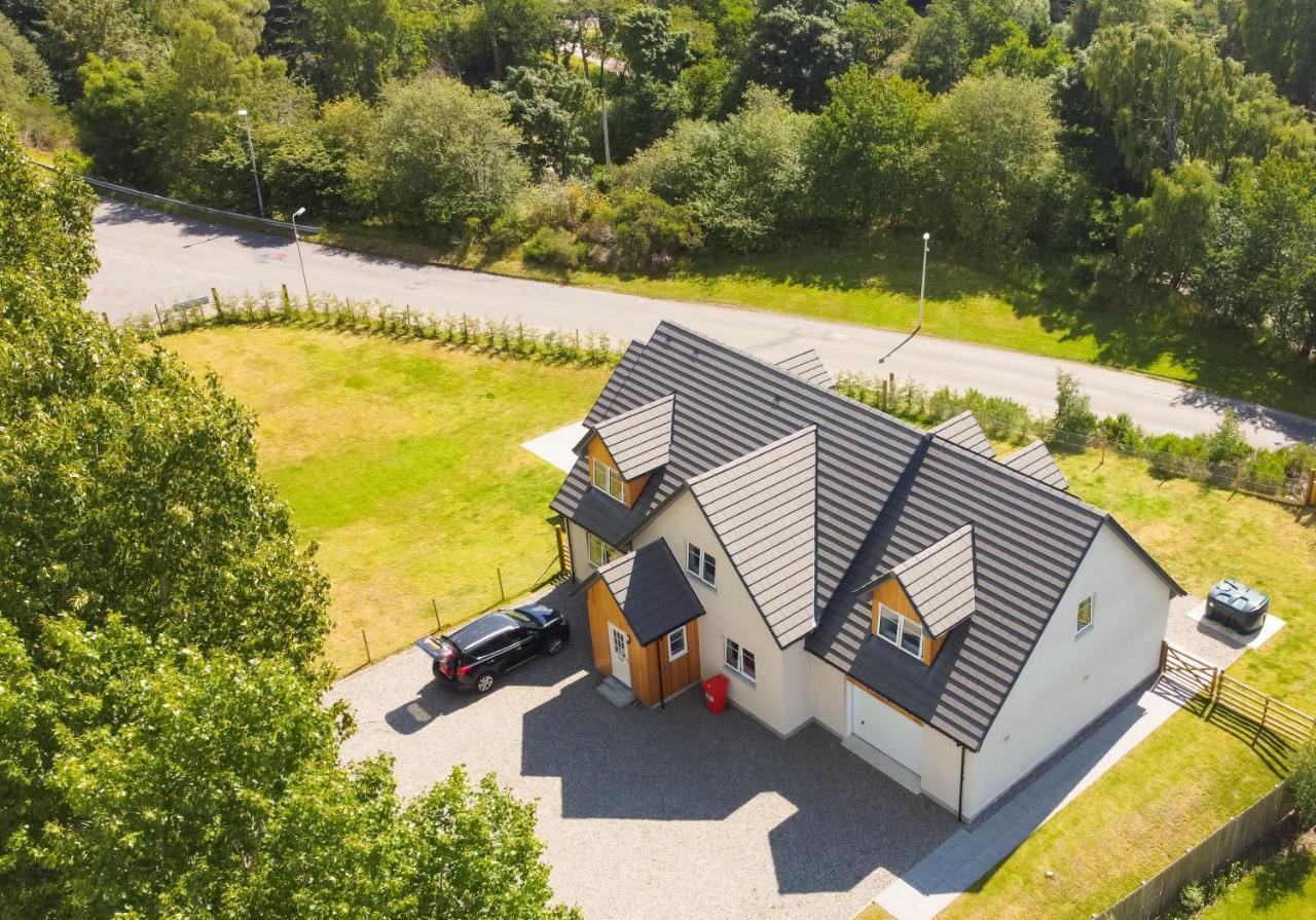 Braeside - Family Home In Nethy Bridge Eksteriør bilde